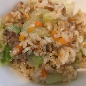 豚肉と人参の和風レタスチャーハン